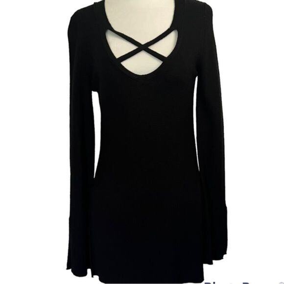 Free People The Andy Crisscross Slit Bell Sleeve Long Lined Black Sweater XS - Picture 3 of 12